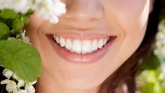 Stačí zmiešať tieto tri ingrediencie a vaše zuby budú belšie v najkratšom možnom čase.