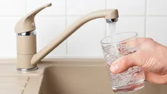 Čo robiť, ak má voda z vodovodu nepríjemný zápach